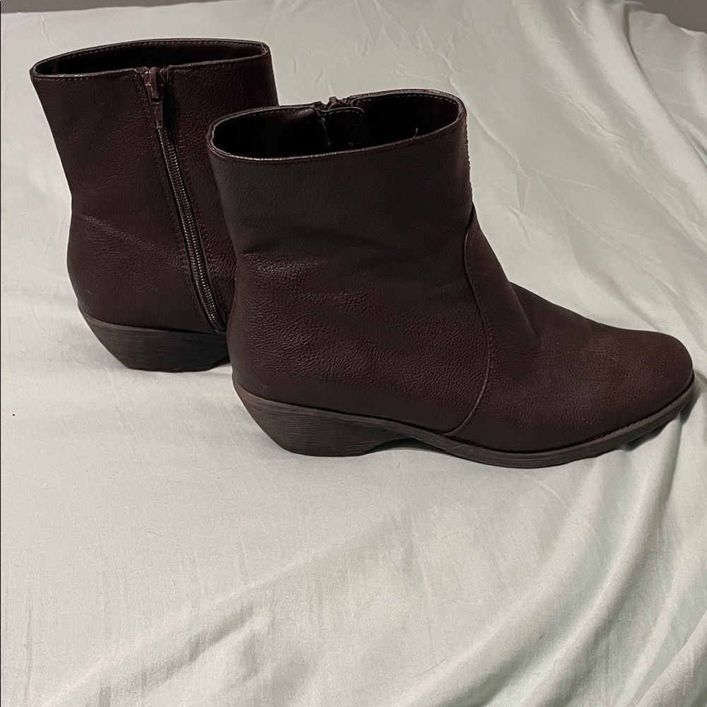 Aerosoles Women's Speartint Brown Faux Leather Wedge Side Zip Ankle Boots 7.5